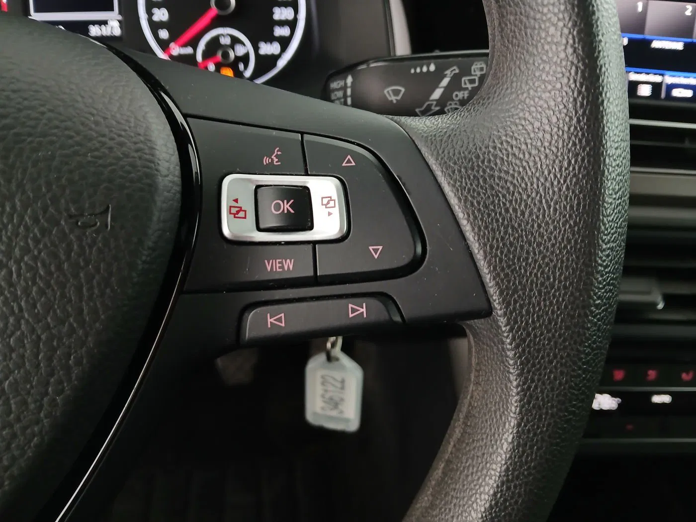 VW Polo VI 1.6 TDI Comfortline | Bild 17 von 26