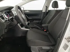 VW Polo VI 1.6 TDI Comfortline | Thumbnail 13 von 26