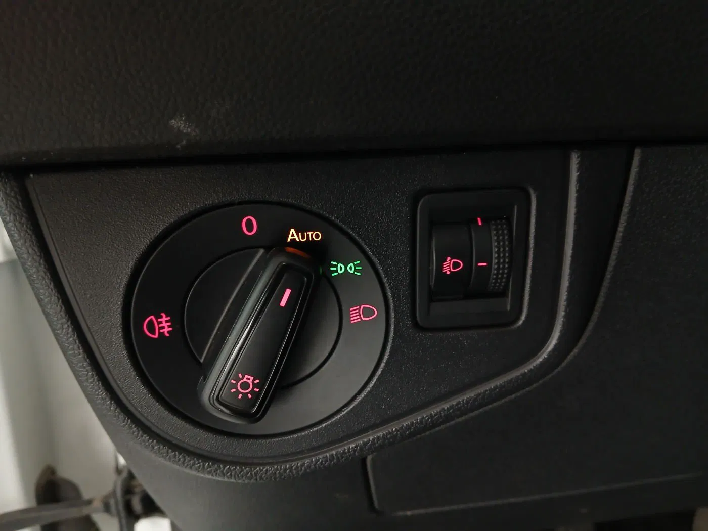 VW Polo VI 1.6 TDI Comfortline | Bild 12 von 26