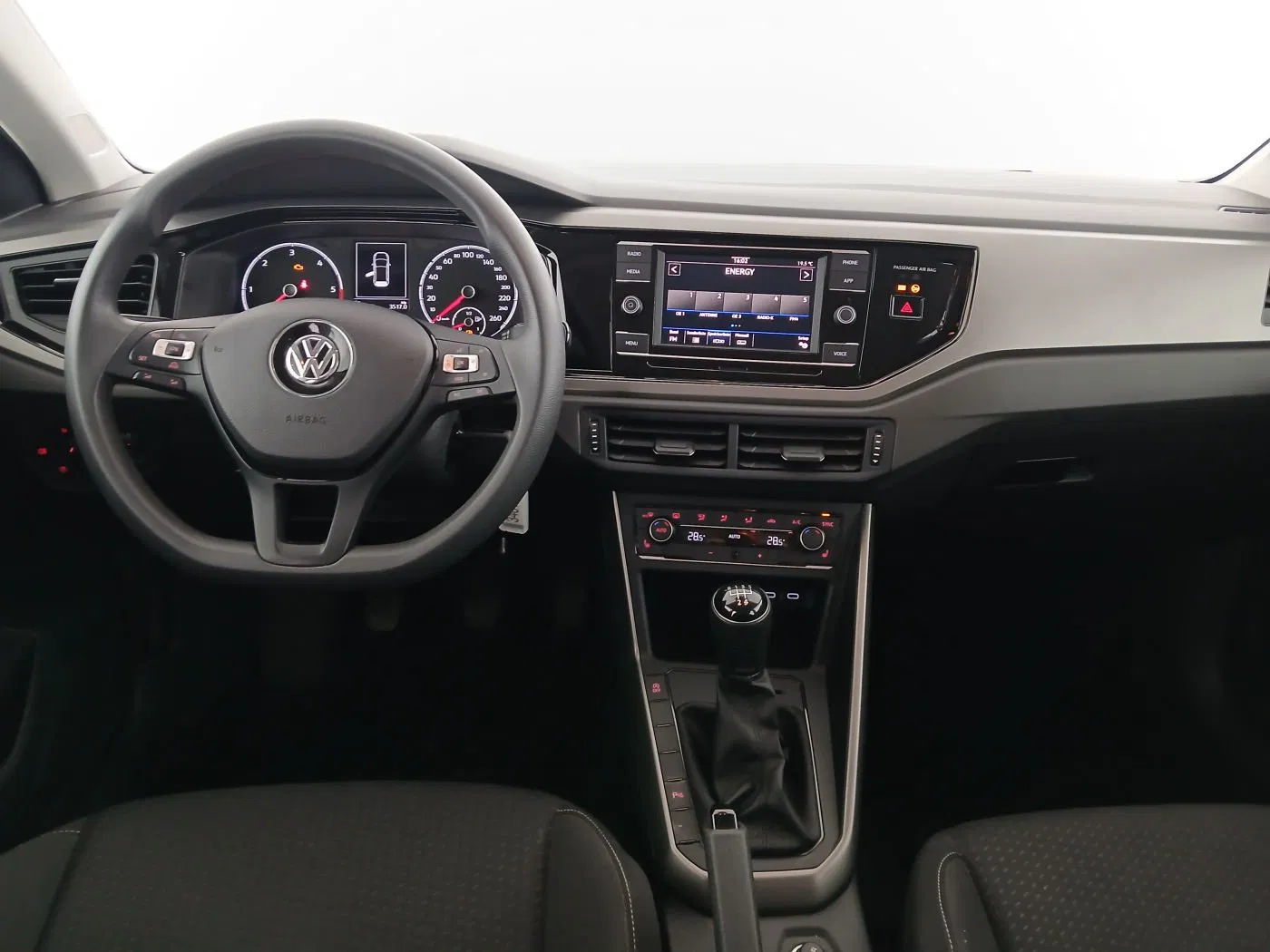 VW Polo VI 1.6 TDI Comfortline | Bild 14 von 26