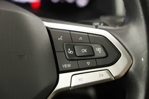 VW Polo VI 1.0 TSI Life | Thumbnail 15 von 23