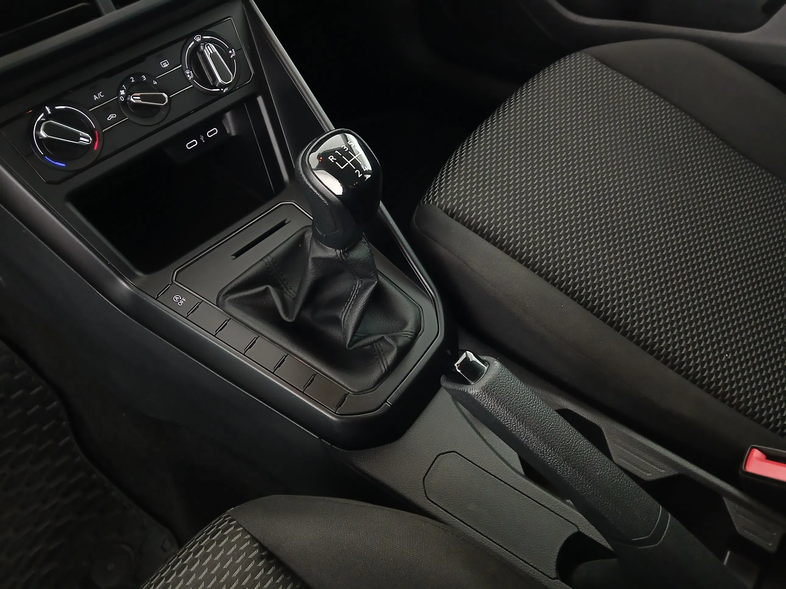 VW Polo VI 1.0 | Bild 24 von 28