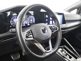 VW Golf VIII Var. 2.0 TDI R-Line DSG | Thumbnail 8 von 21