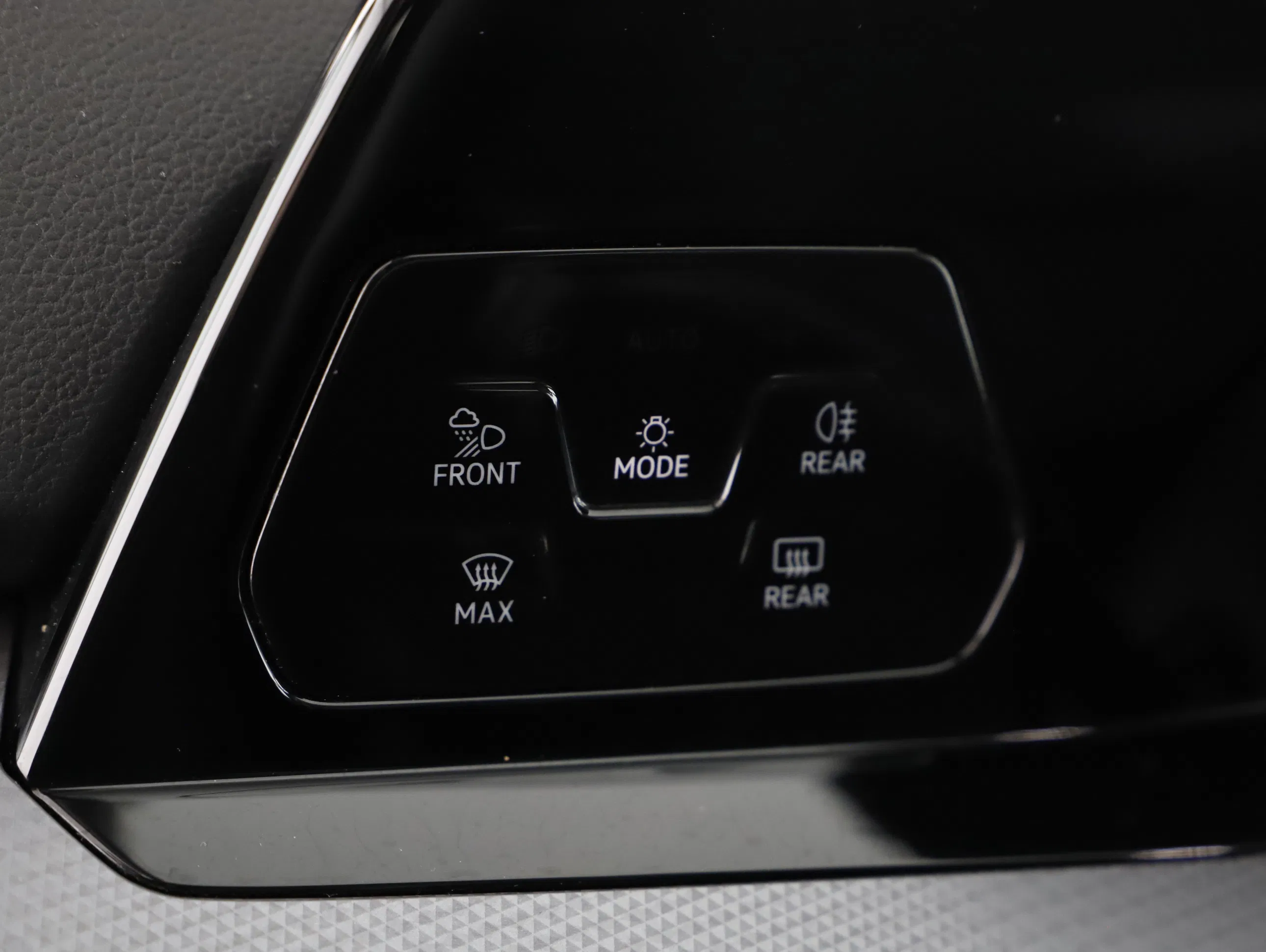 VW Golf VIII 2.0 TDI Life | Bild 7 von 23