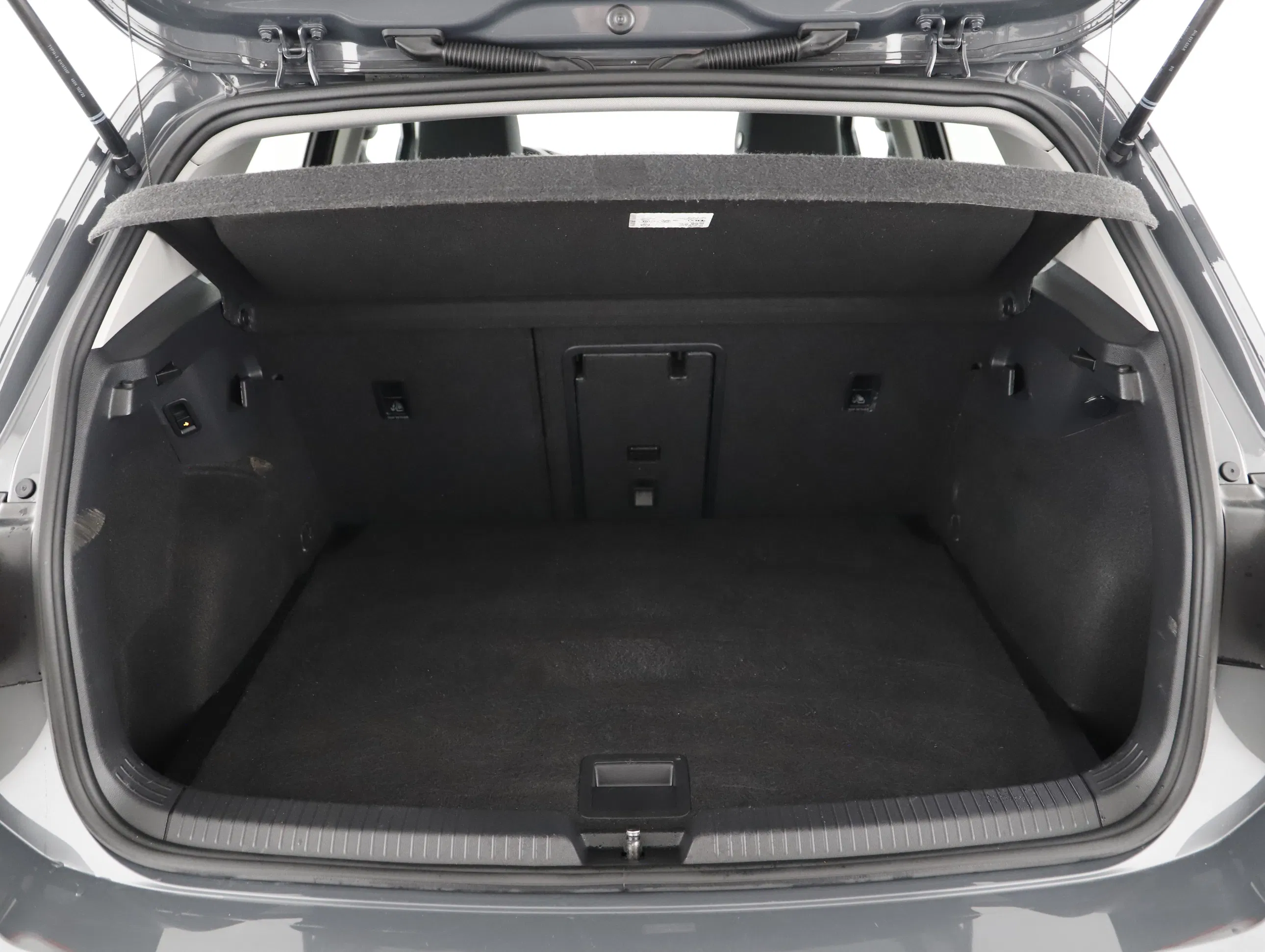 VW Golf VIII 2.0 TDI Life | Bild 20 von 23