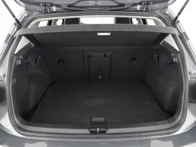 VW Golf VIII 2.0 TDI Life | Thumbnail 20 von 23