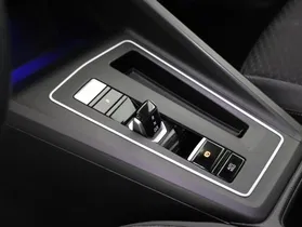 VW Golf VIII 2.0 TDI Life | Thumbnail 18 von 23