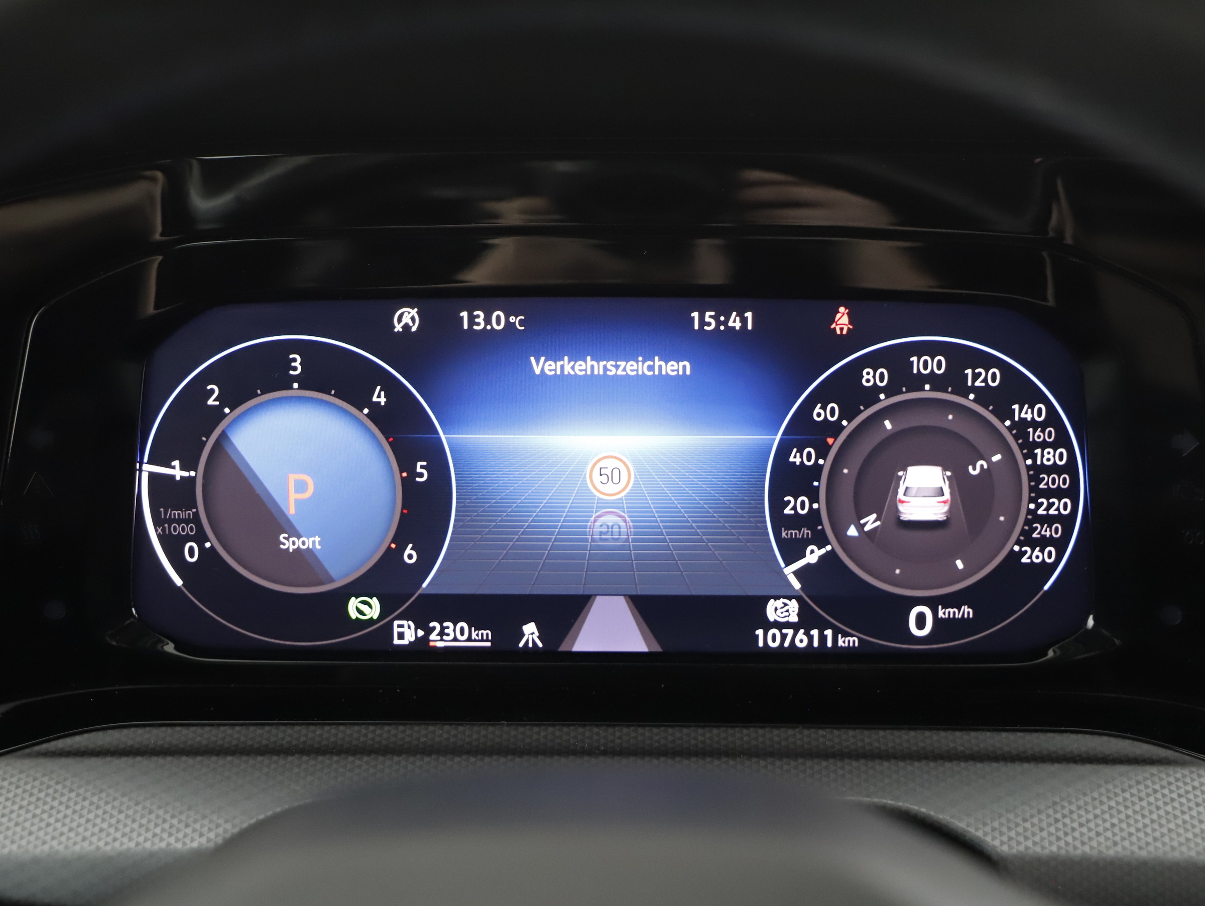VW Golf VIII 2.0 TDI Life | Bild 10 von 23