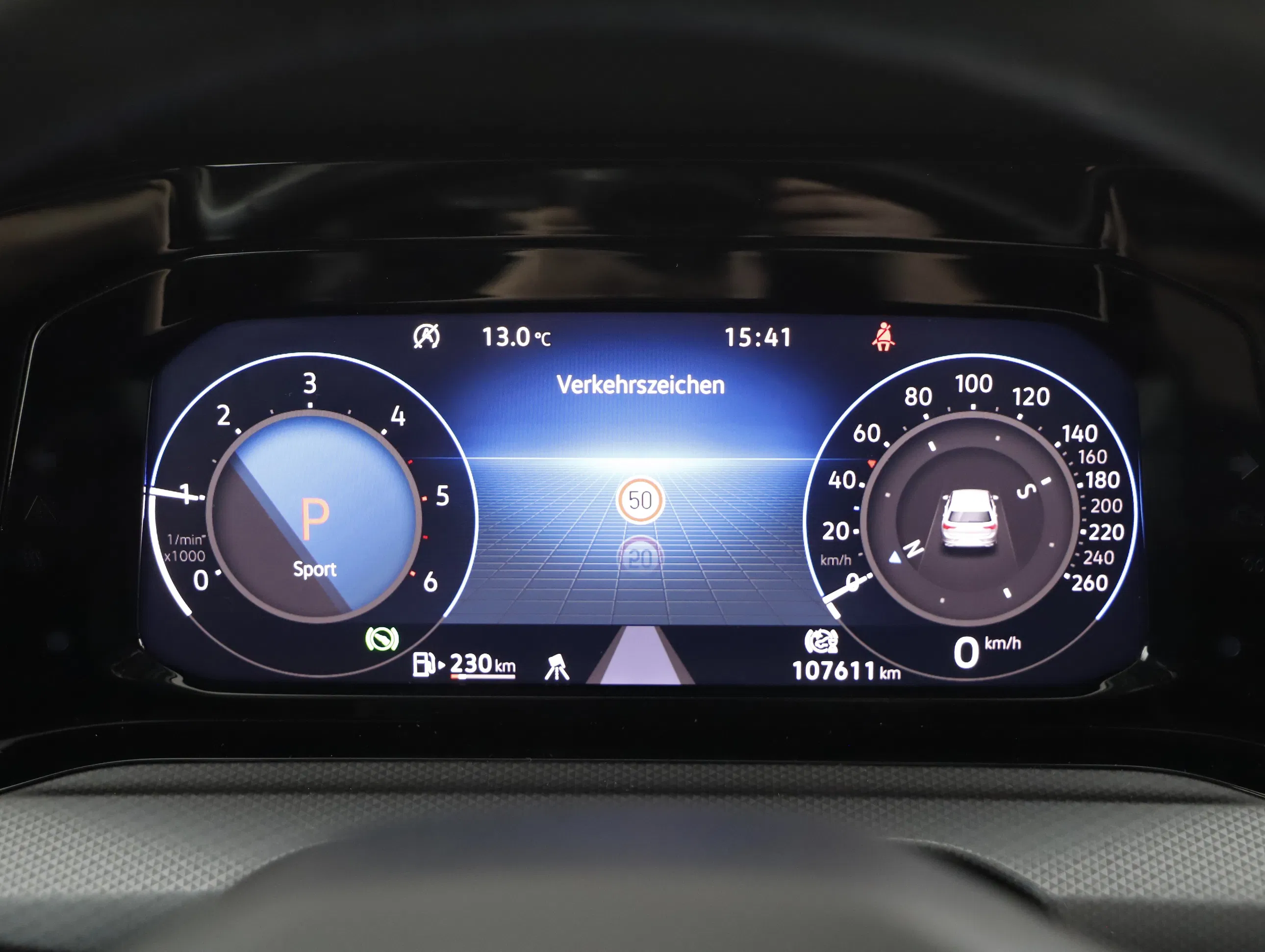 VW Golf VIII 2.0 TDI Life | Bild 10 von 23