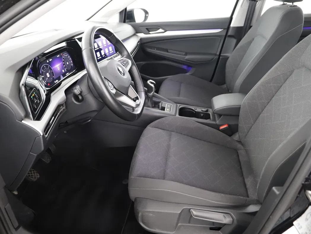 Bild eines VW Golf VIII Variant 2.0 TDI Life