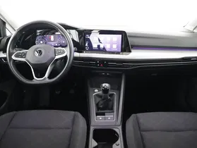 VW Golf VIII Variant 2.0 TDI Life | Thumbnail 3 von 21