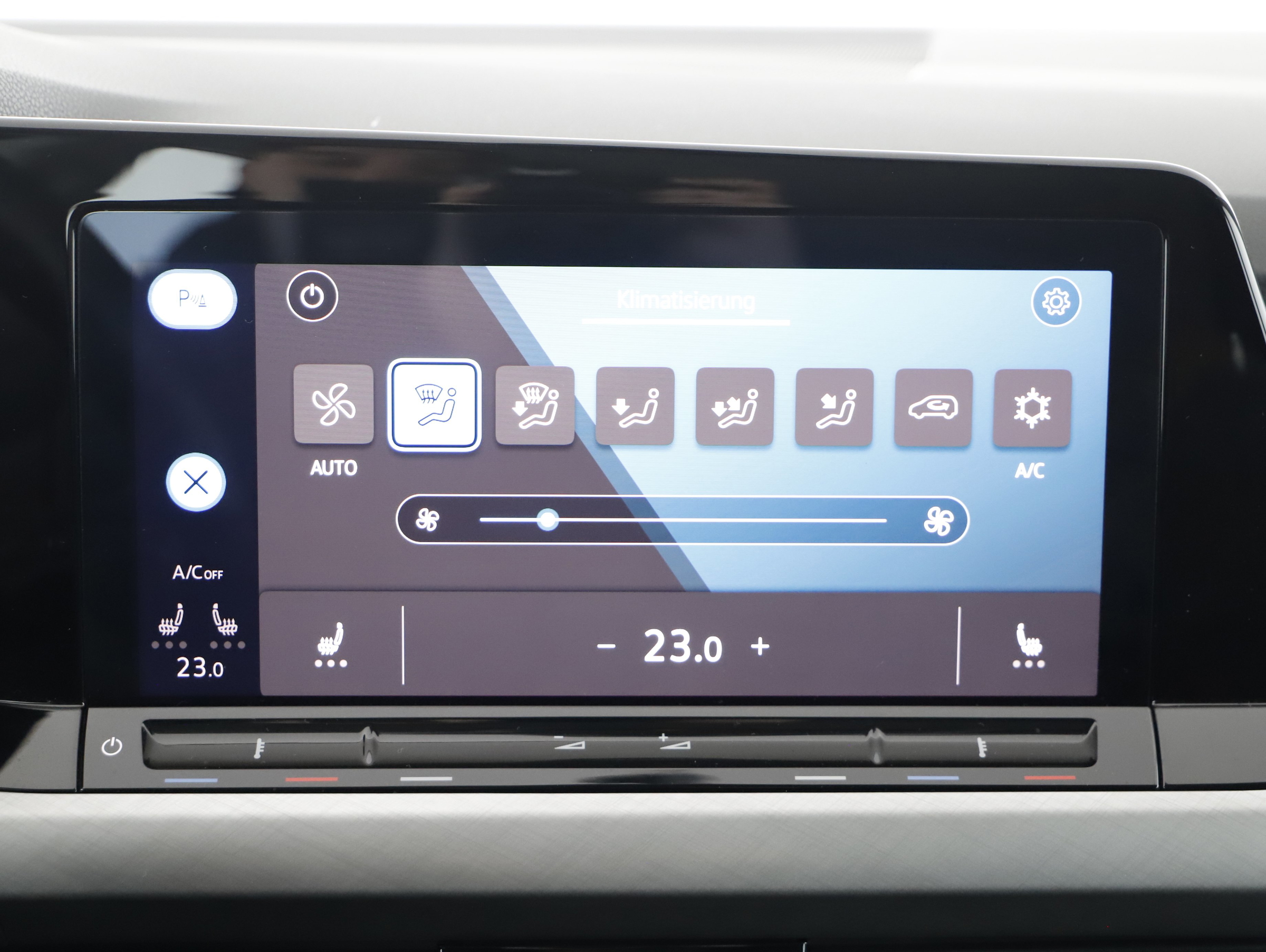 VW Golf VIII Variant 2.0 TDI Life | Bild 11 von 22