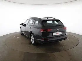 VW Golf VIII Variant 2.0 TDI Life | Thumbnail 18 von 22