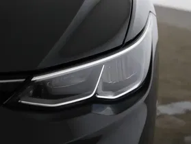 VW Golf VIII Variant 2.0 TDI Life | Thumbnail 20 von 22