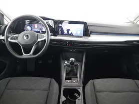 VW Golf VIII Variant 2.0 TDI Life | Thumbnail 4 von 22