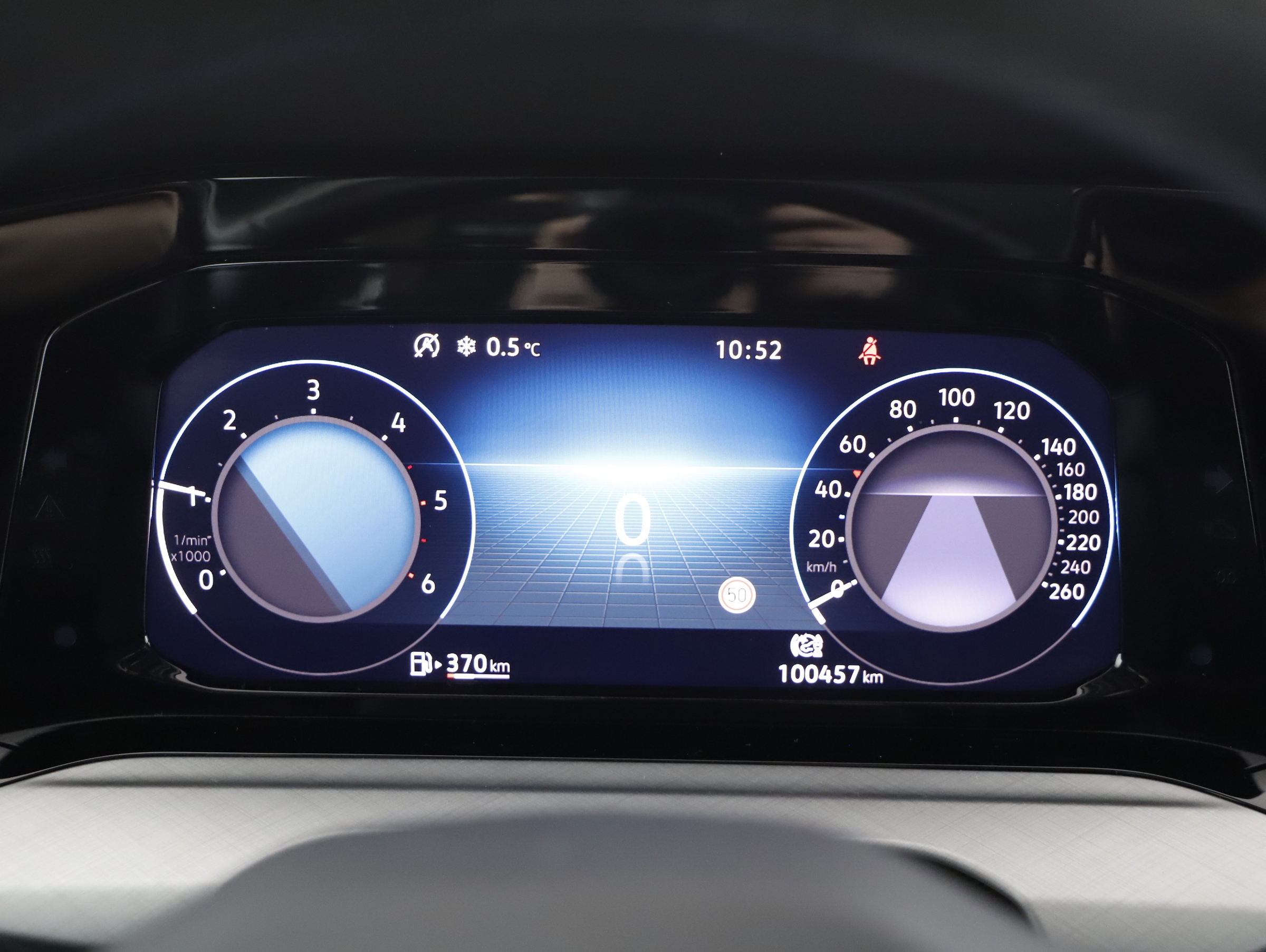 VW Golf VIII Variant 2.0 TDI Life | Bild 7 von 22