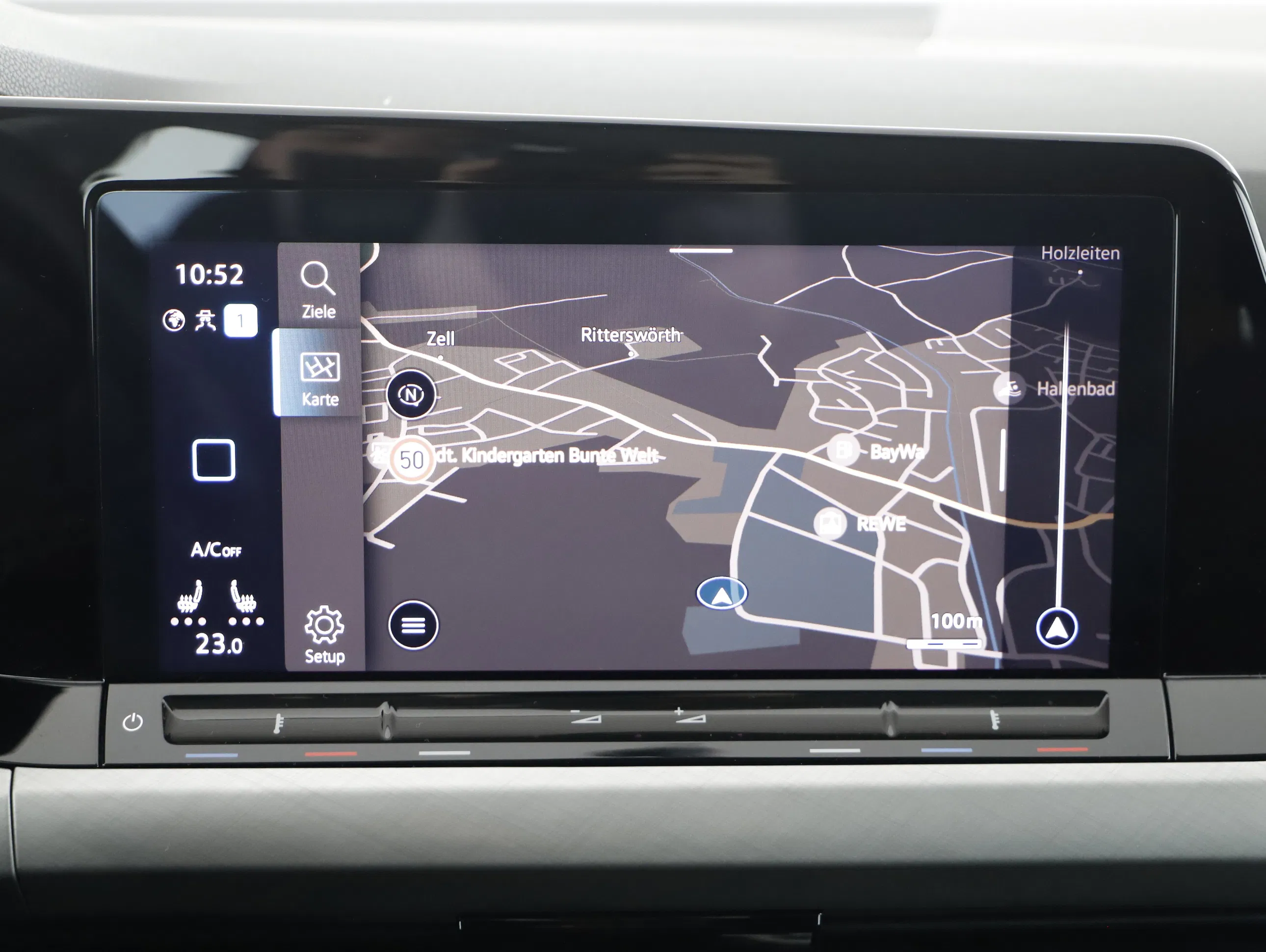 VW Golf VIII Variant 2.0 TDI Life | Bild 9 von 22