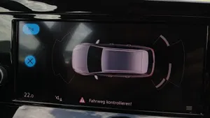 VW Golf VIII Var 2.0 TDI DSG Life | Thumbnail 13 von 19