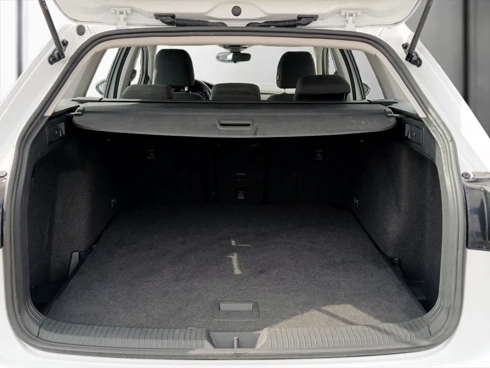 VW Golf VIII Var 2.0 TDI DSG Life | Bild 19 von 19