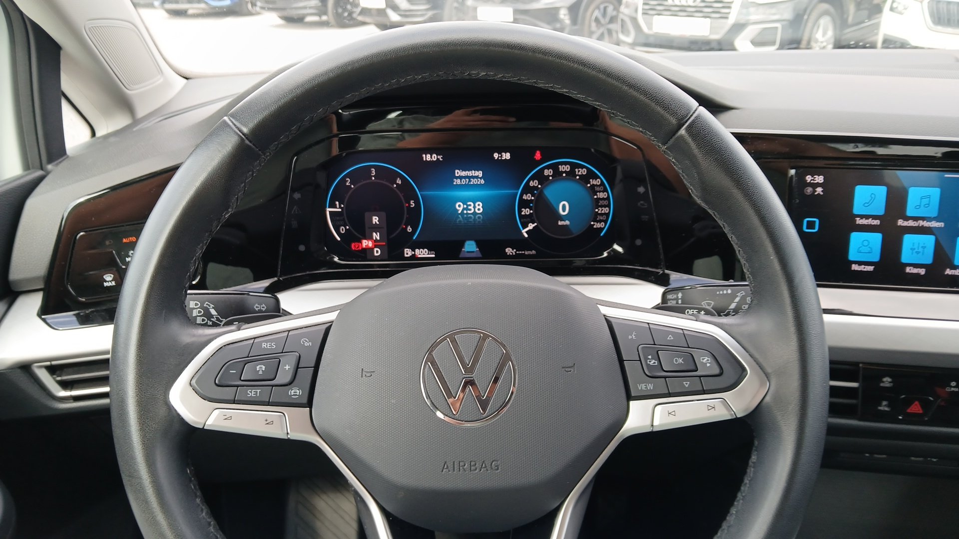 VW Golf VIII Var 2.0 TDI DSG Life | Bild 9 von 19