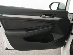 VW Golf VIII Variant 2.0 TDI Life | Thumbnail 14 von 26