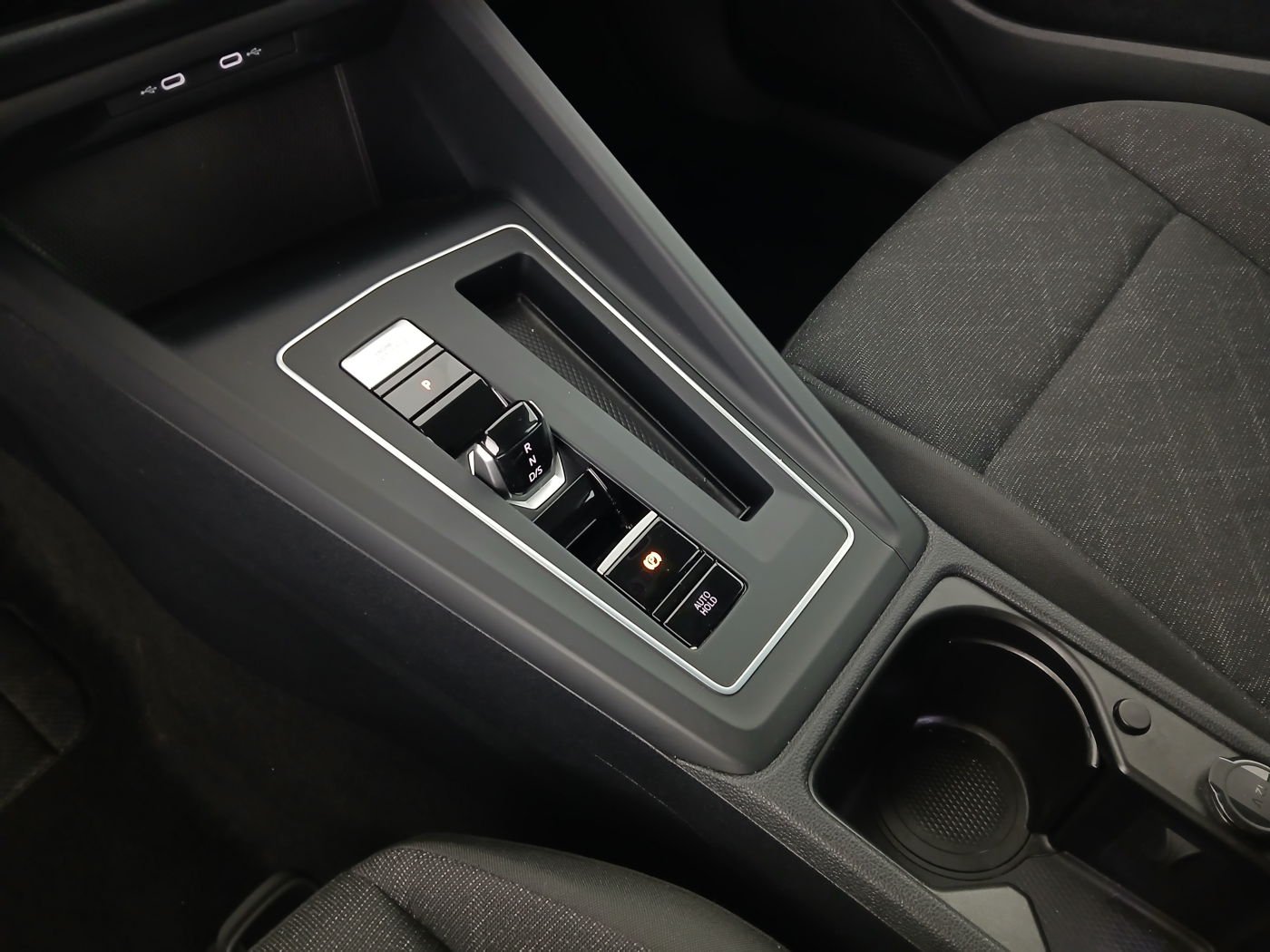 VW Golf VIII Variant 2.0 TDI Life | Bild 18 von 26