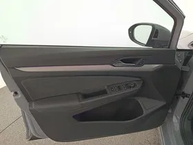 VW Golf VIII 1.5 eTSI W Life | Thumbnail 11 von 26