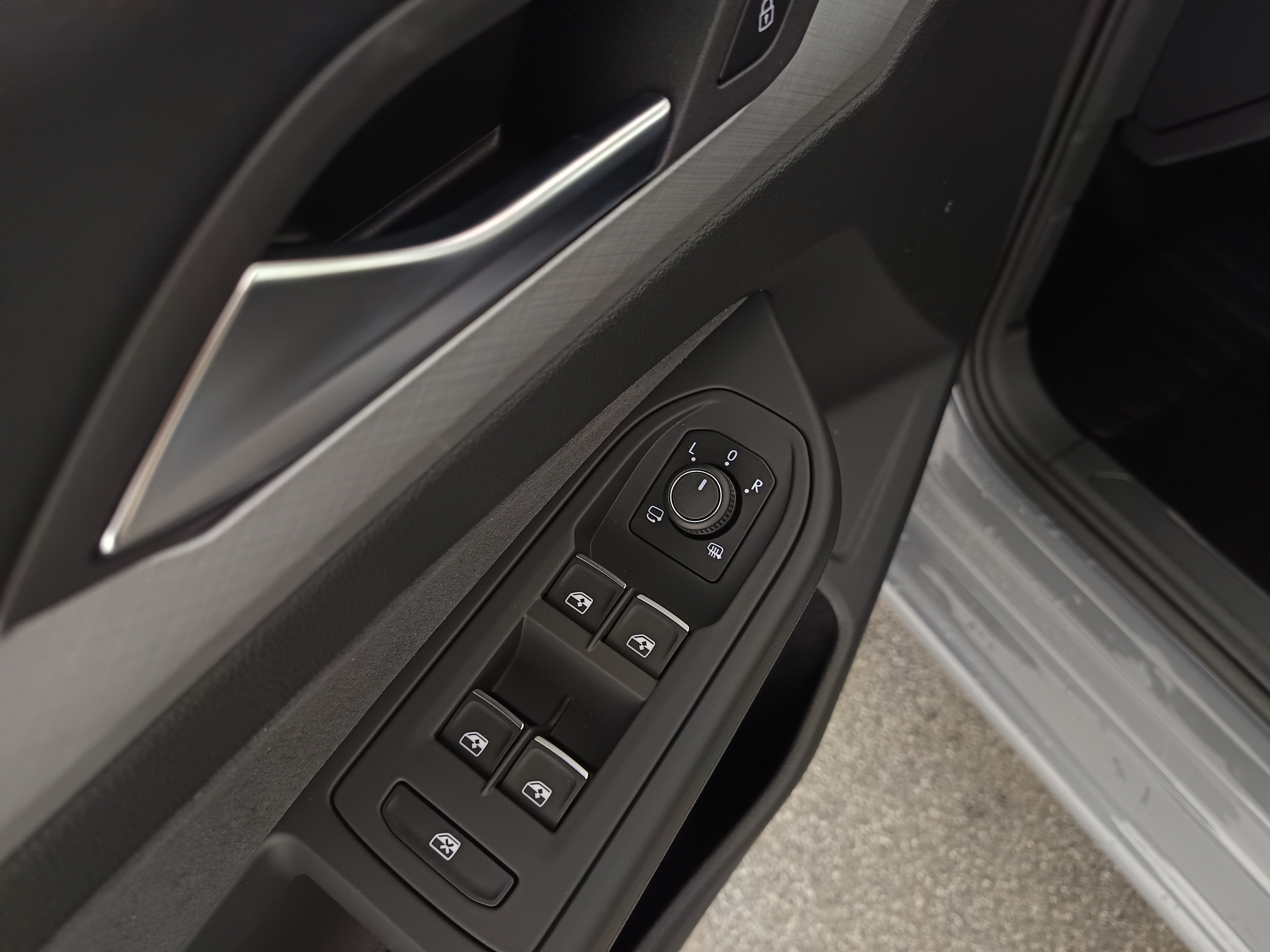 VW Golf VIII 1.5 eTSI W Life | Bild 12 von 26