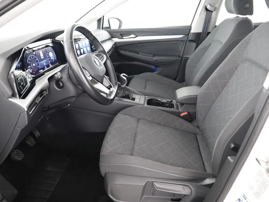 Bild eines VW Golf VIII Variant 1.0 TSI Life