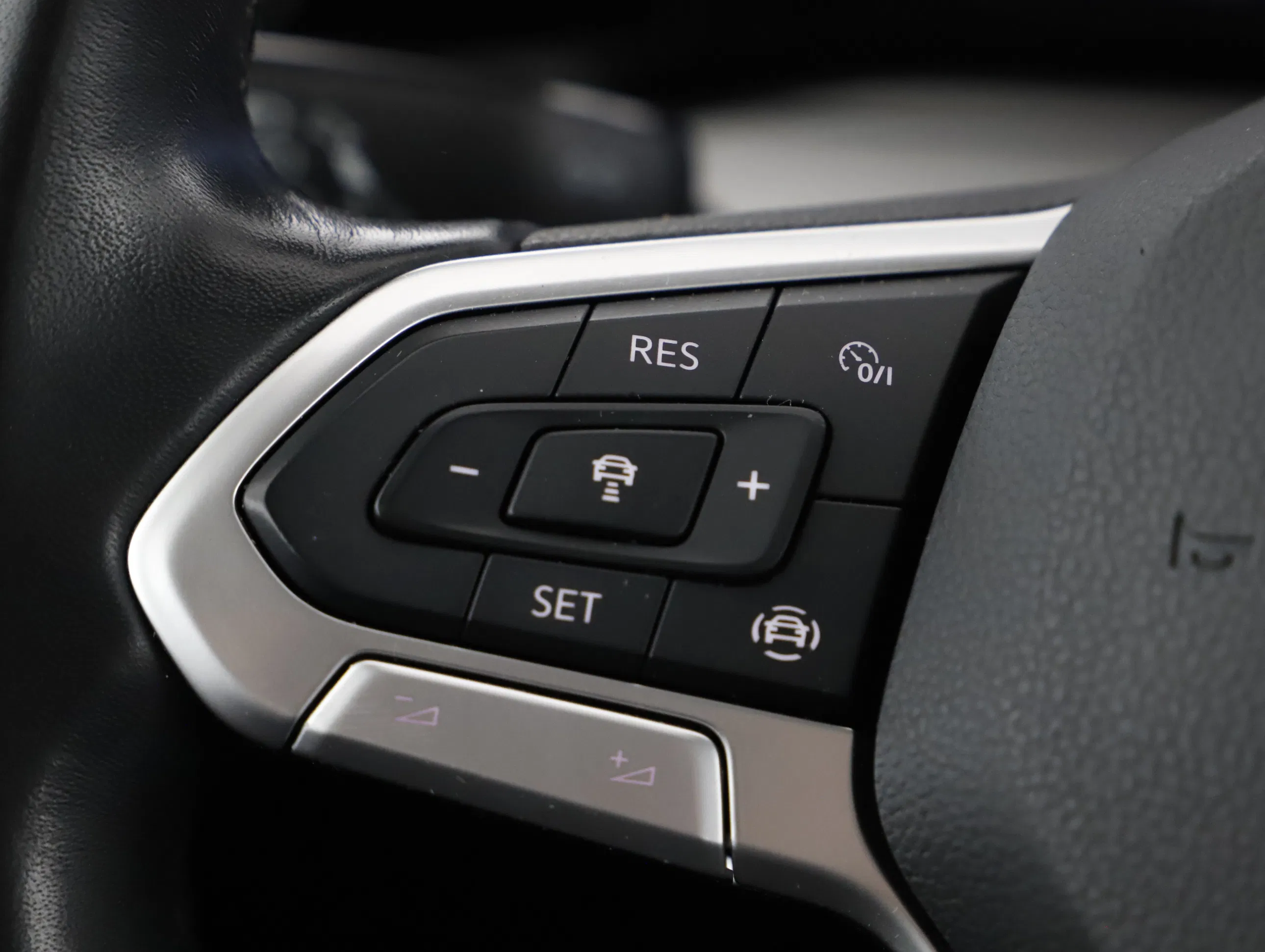 VW Golf VIII Variant 1.0 TSI Life | Bild 11 von 22