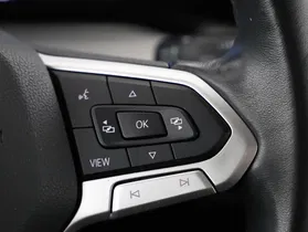 VW Golf VIII Variant 1.0 TSI Life | Thumbnail 12 von 22