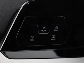 VW Golf VIII Variant 1.0 TSI Life | Thumbnail 13 von 22