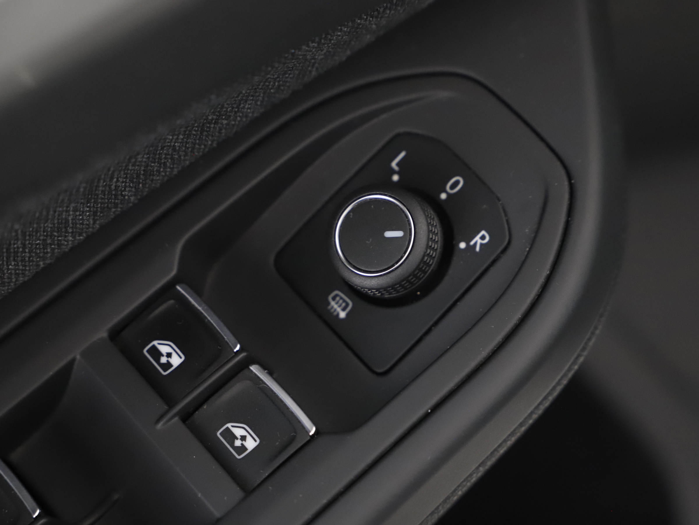 VW Golf VIII Variant 1.0 TSI Life | Bild 15 von 22