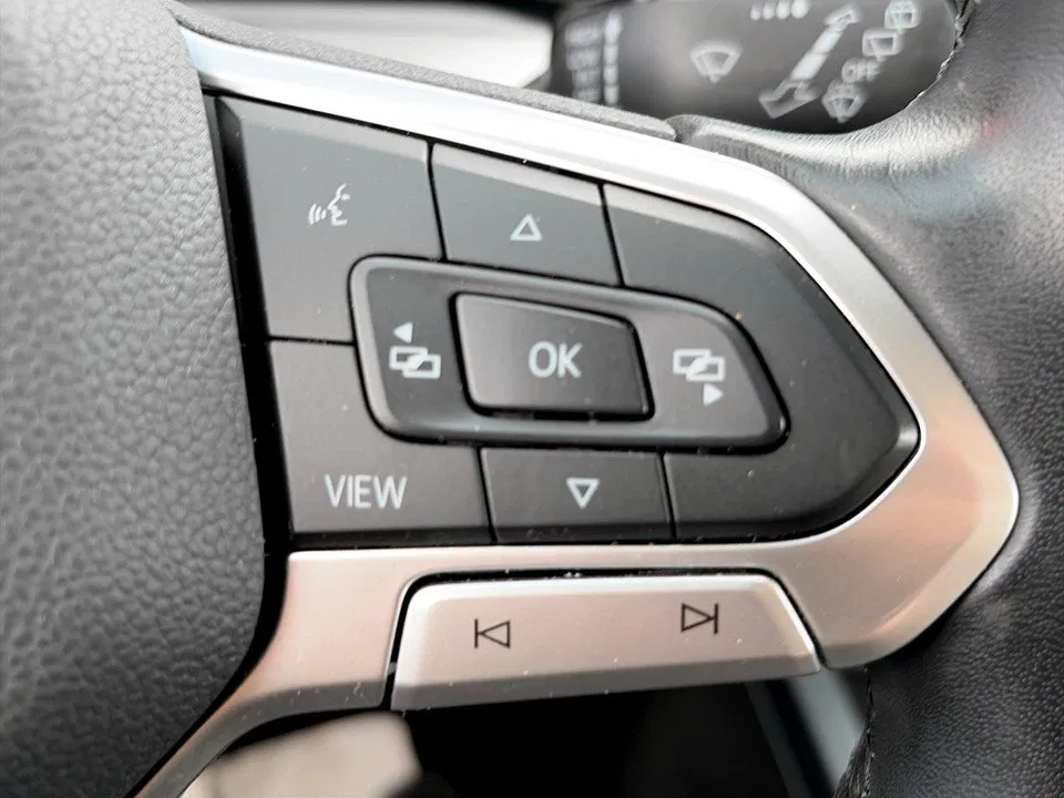VW Golf VIII Variant 1.0 TSI Life | Bild 21 von 23