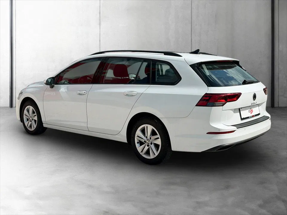 VW Golf VIII Variant 1.0 TSI Life | Bild 4 von 23