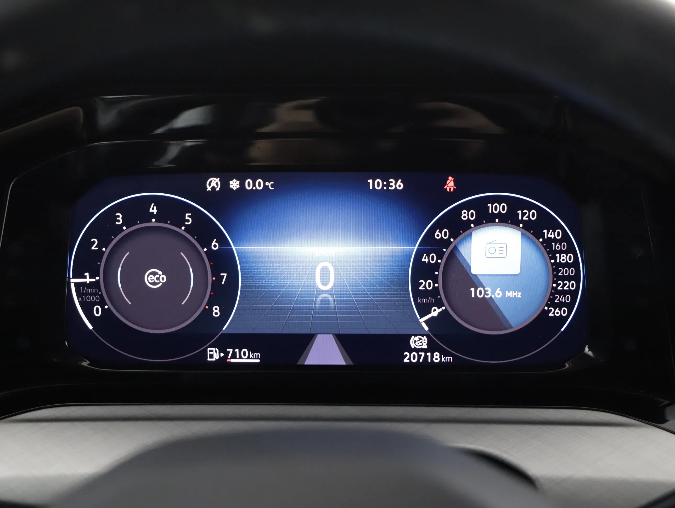 VW Golf VIII Variant 1.0 TSI Life | Bild 6 von 22