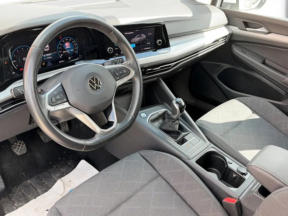 VW Golf VIII Variant 1.0 TSI Life | Bild 7 von 23