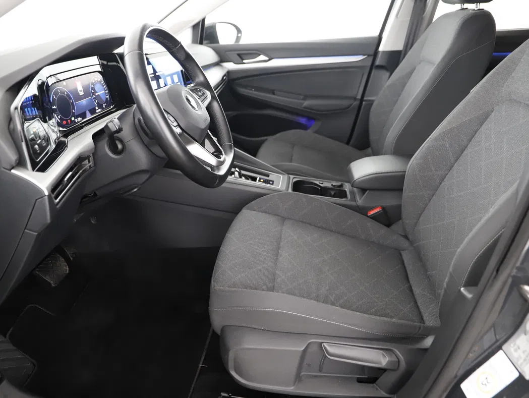 Bild eines VW Golf VIII Variant 2.0 TDI Life