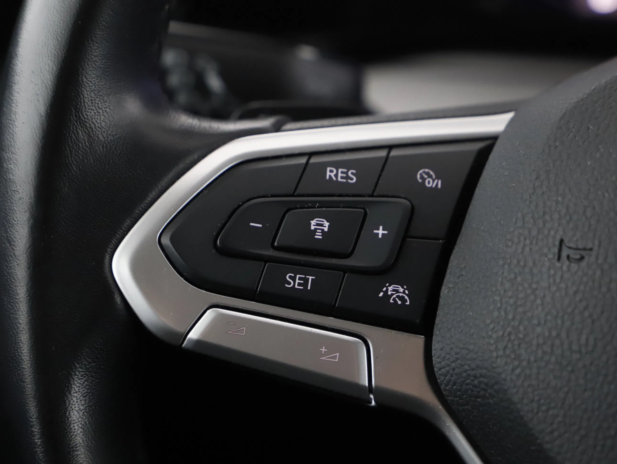 VW Golf VIII Variant 2.0 TDI Life | Bild 11 von 21