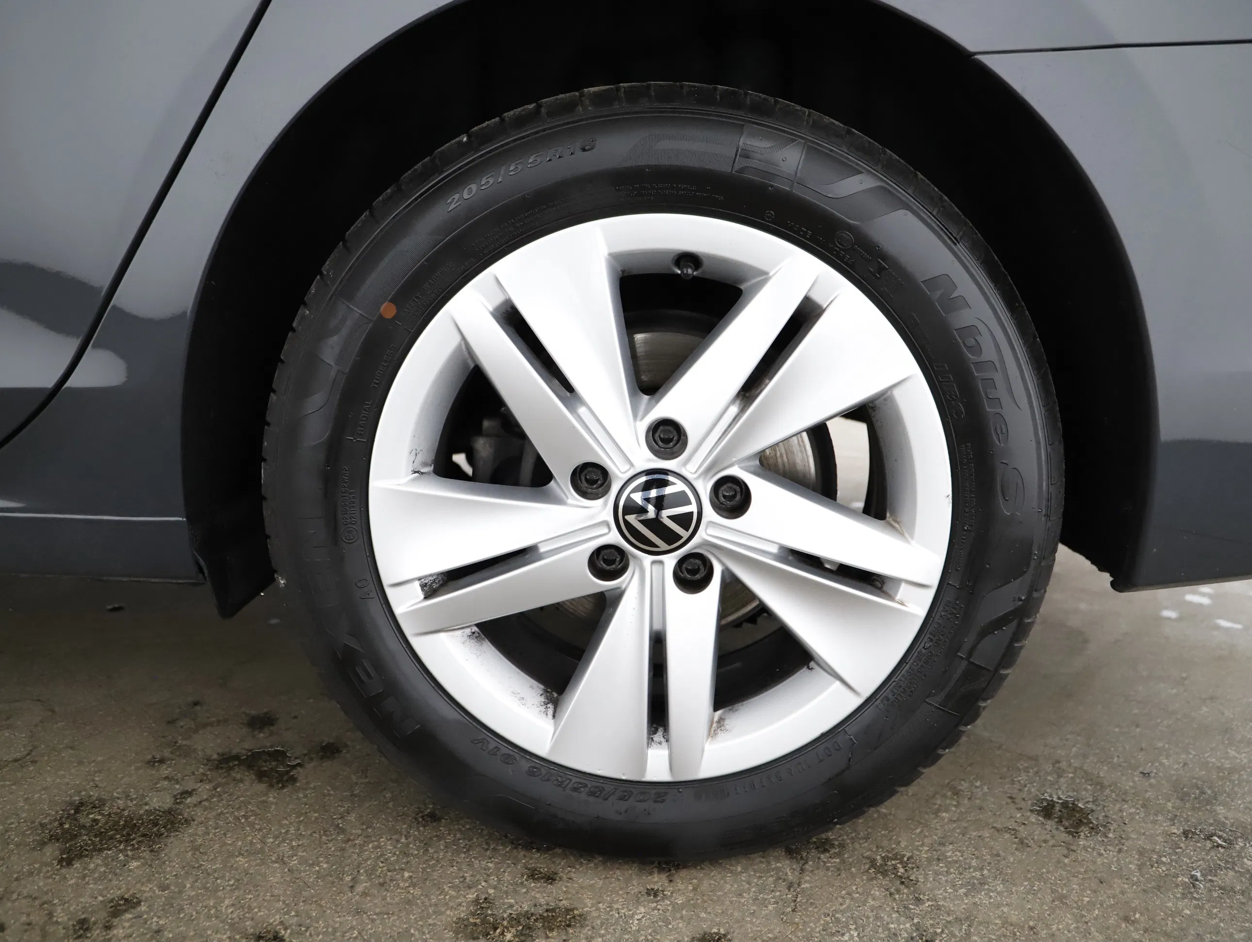 VW Golf VIII Variant 2.0 TDI Life | Bild 20 von 21