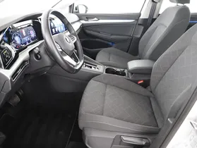 VW Golf VIII Var. 2.0TDI Life DSG | Thumbnail 14 von 26