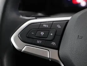 VW Golf VIII Var. 2.0TDI Life DSG | Thumbnail 18 von 26