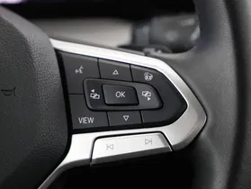 VW Golf VIII Var. 2.0TDI Life DSG | Thumbnail 19 von 26