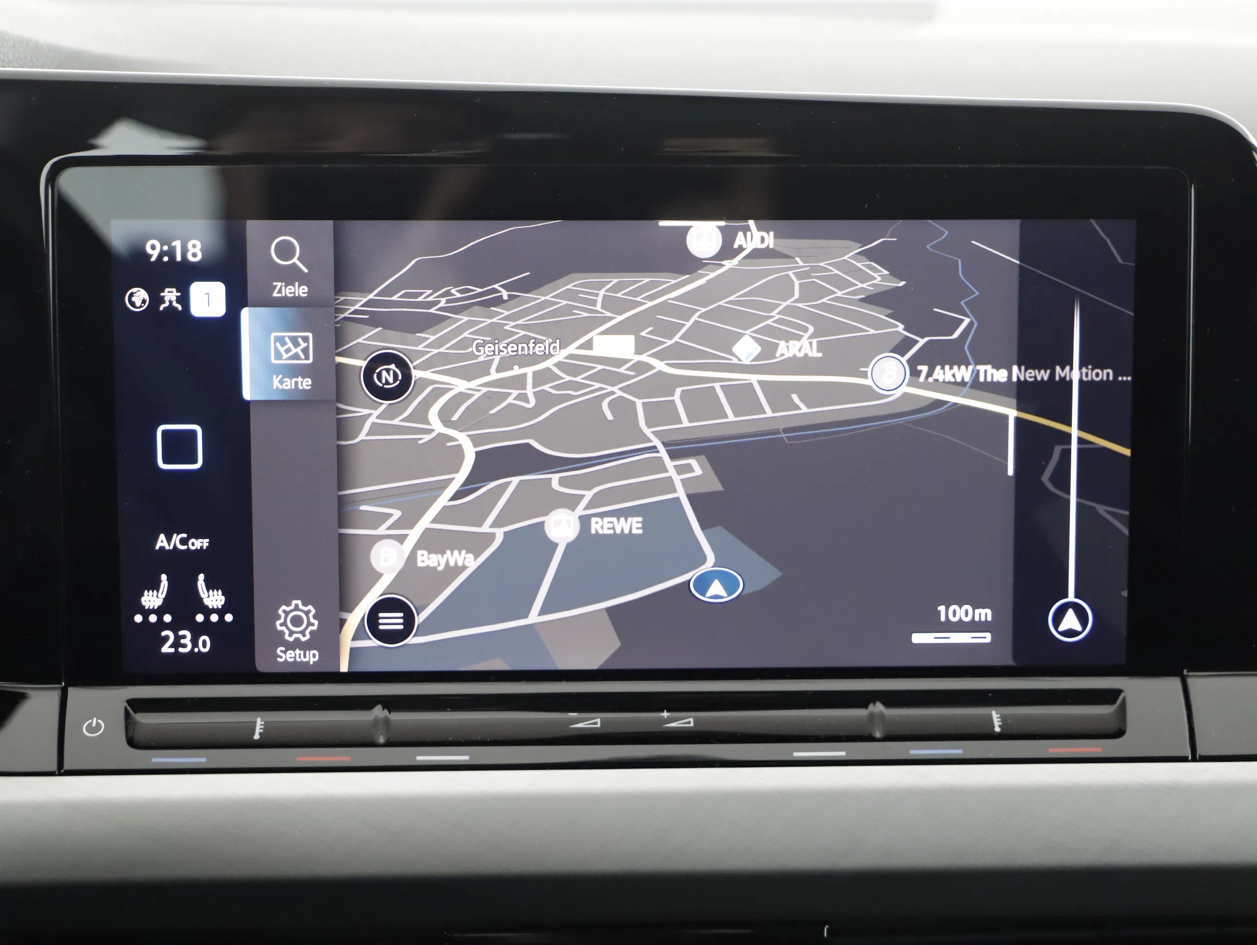 VW Golf VIII Var. 2.0TDI Life DSG | Bild 21 von 26