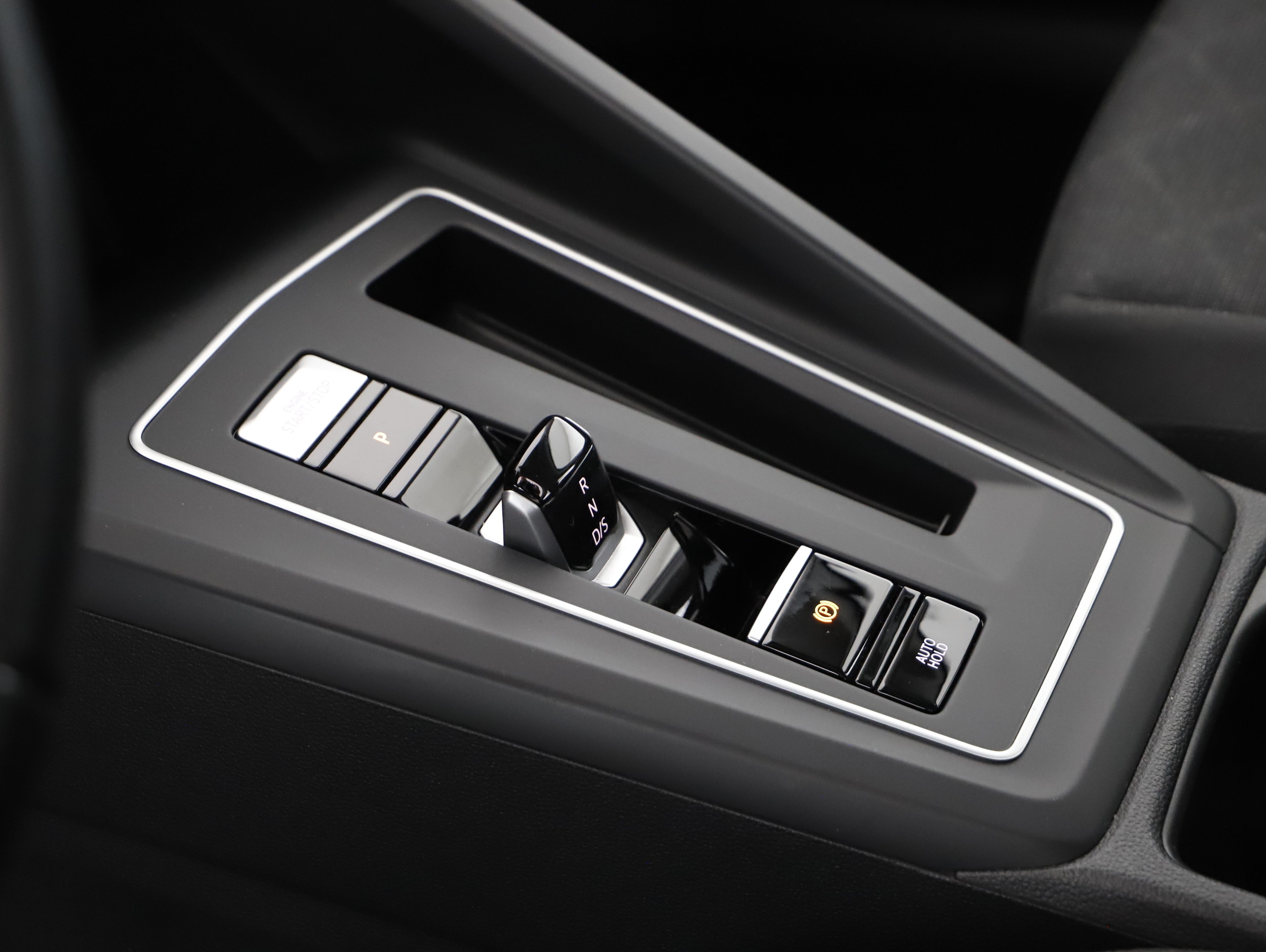 VW Golf VIII Var. 2.0TDI Life DSG | Bild 24 von 26