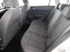 VW Golf VIII Var. 2.0TDI Life DSG | Thumbnail 25 von 26