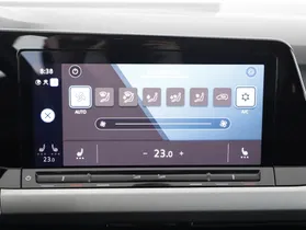VW Golf VIII Variant 2.0 TDI Life | Thumbnail 17 von 21