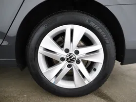 VW Golf VIII Variant 2.0 TDI Life | Thumbnail 4 von 21