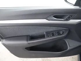 VW Golf VIII Variant 2.0TDI Life | Thumbnail 14 von 21