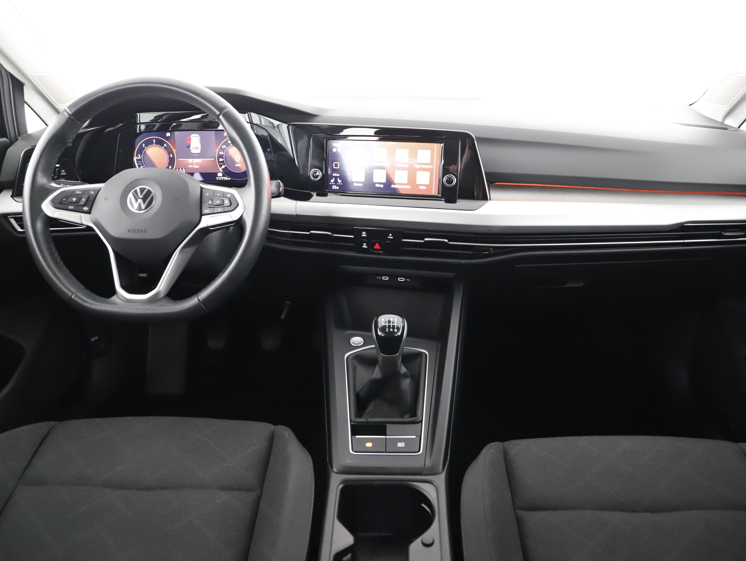 VW Golf VIII Variant 2.0TDI Life | Bild 3 von 21